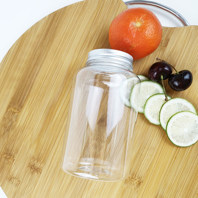 帽子の飲料が付いている円形にされた600mlプラスチック食糧貯蔵の缶はミルクを飲む